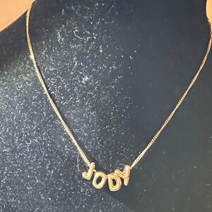 Chic Gold Name Necklace "Jody"
